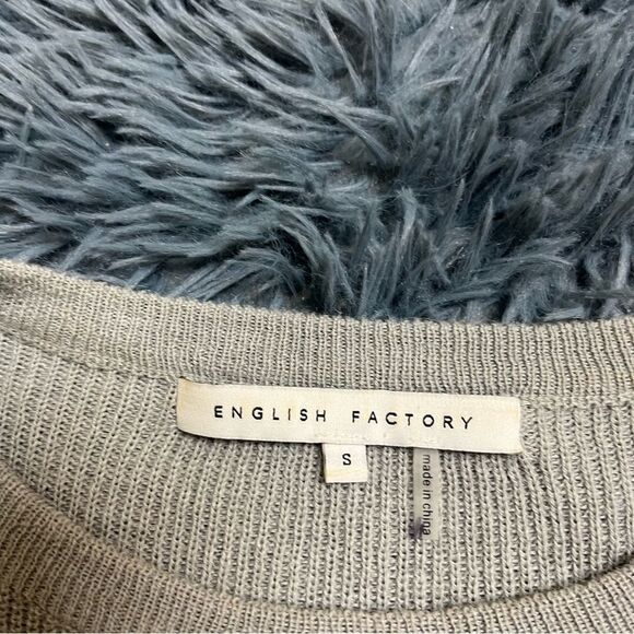 Revolve English Factory Gray Tiered Ruffle Semi Crop Sweater Size S - Picture 3 of 5